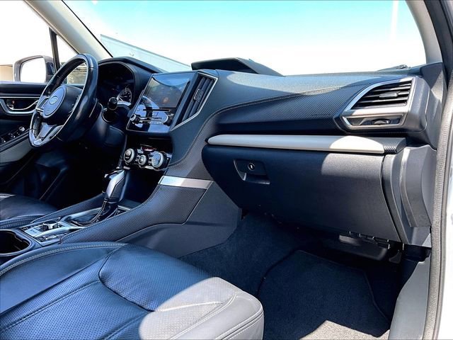Used 2023 Ice Silver Metallic Subaru Limited image 14