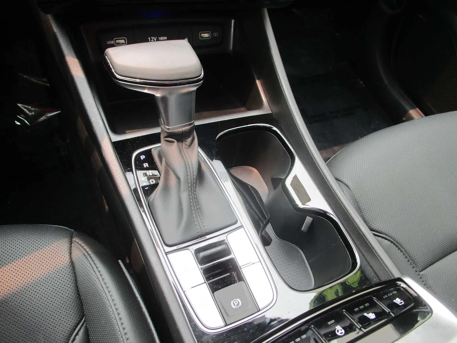 Used 2024 Hampton Gray Hyundai Limited image 23
