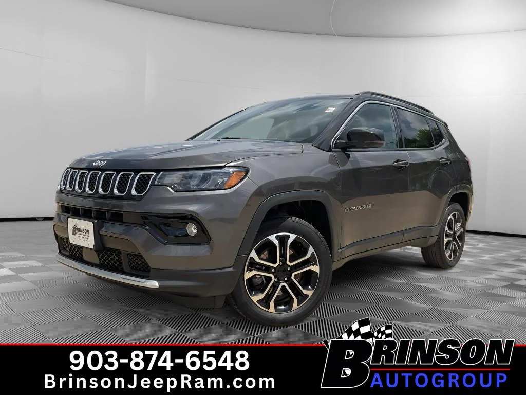2023 Jeep Compass Limited 4X4's photo