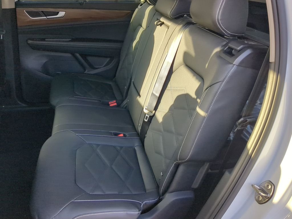 2026 Volkswagen Atlas SE w/Tech - Photo 18