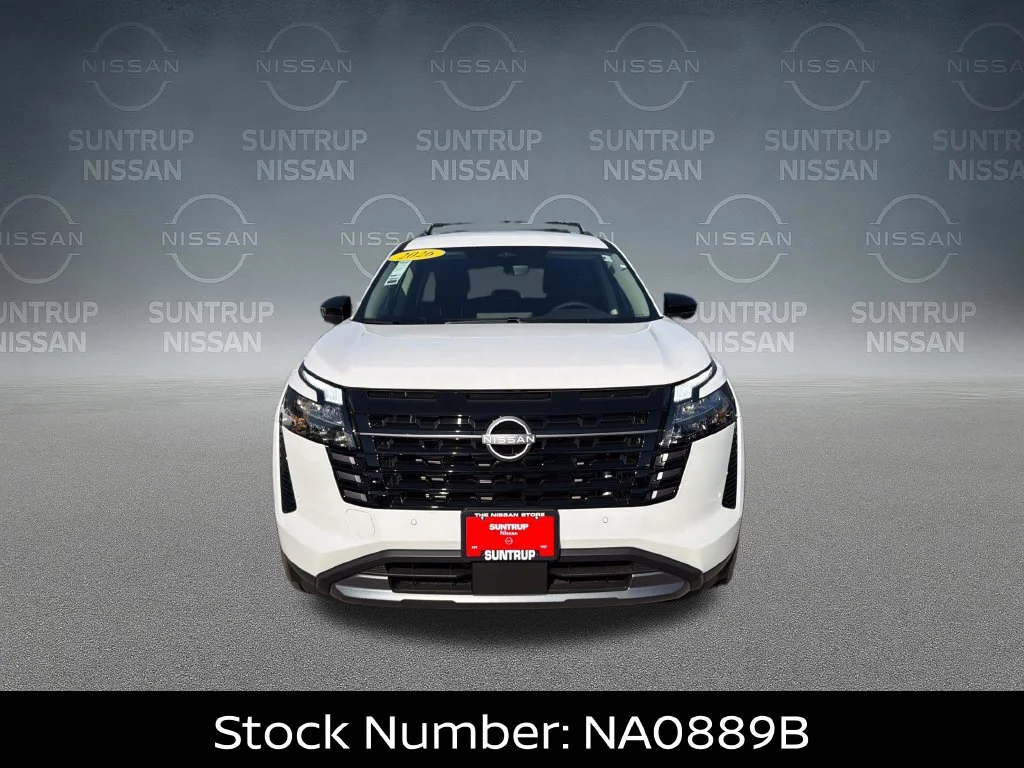New 2026 White Nissan SL image 9