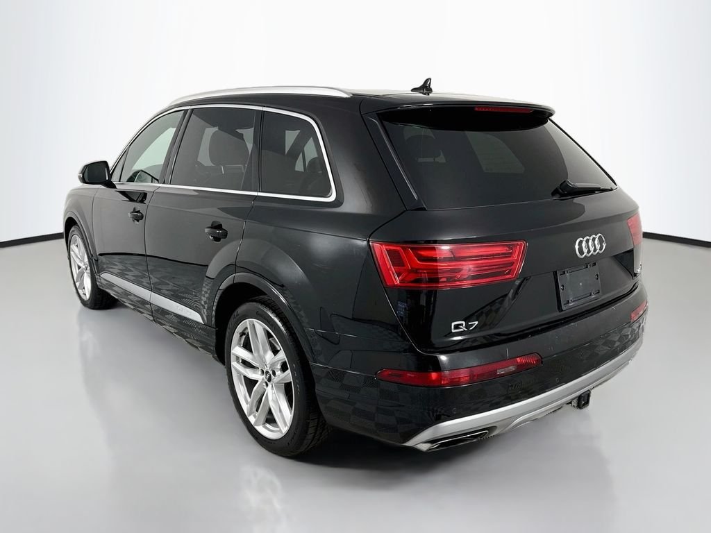 Used 2017 Black Audi 3.0T Prestige image 3