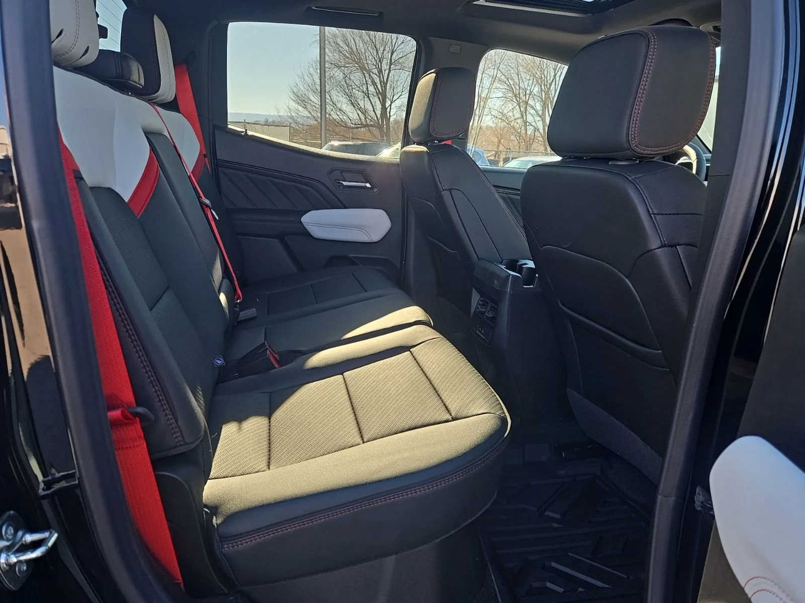 2026 GMC Canyon AT4X - Photo 48