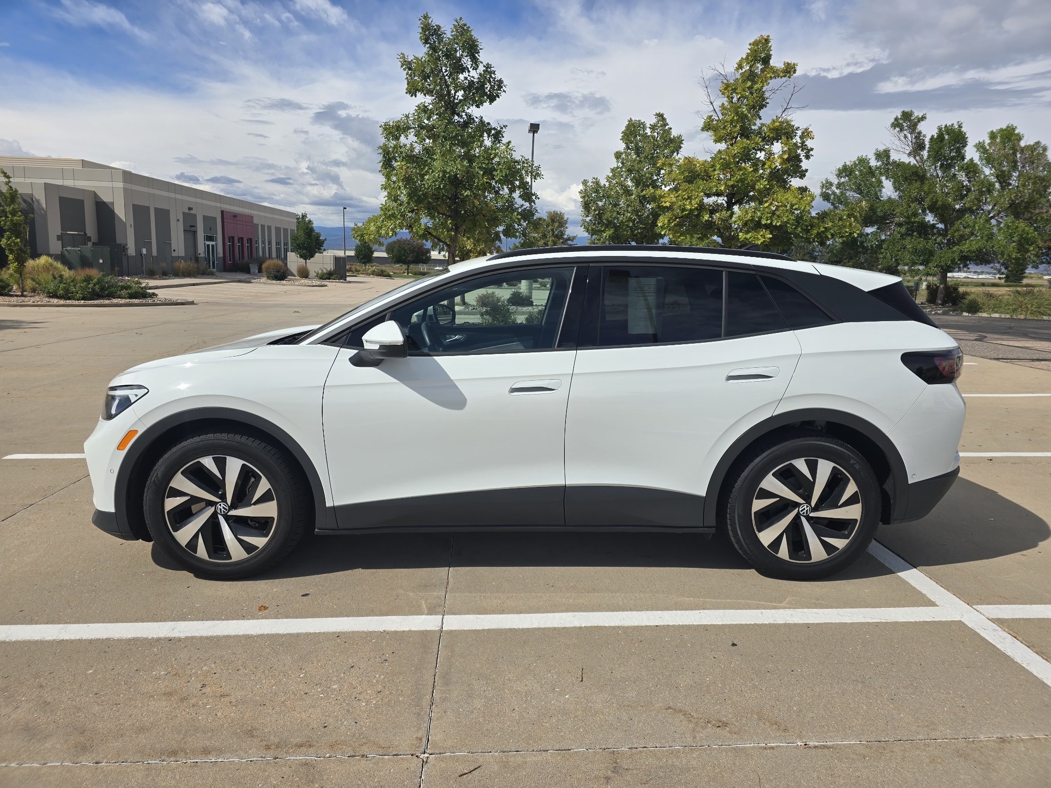 Used 2024 Pure White Volkswagen Standard image 2