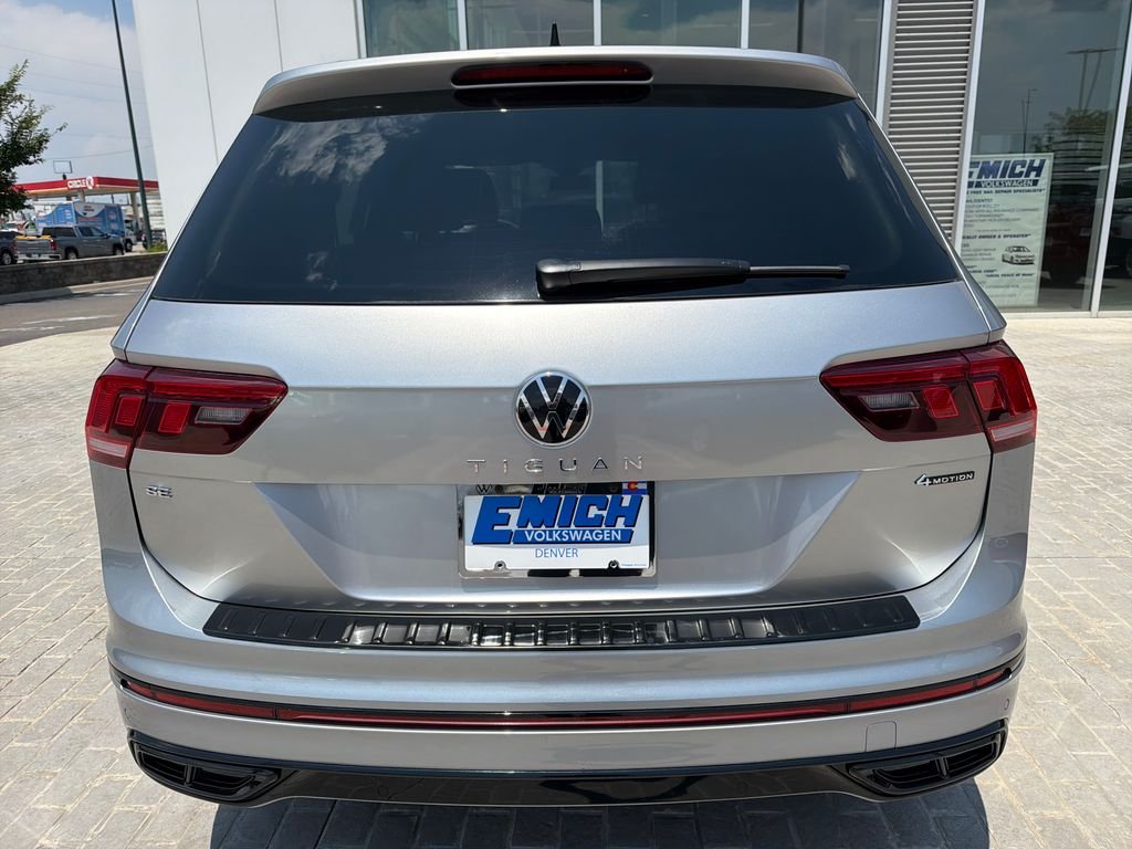 Certified Used 2024 Pyrite Silver Metallic Volkswagen 2.0T SE R-Line Black image 6