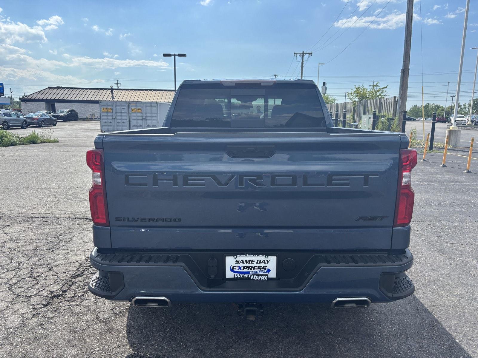 Used 2024 Lakeshore Blue Metallic Chevrolet RST image 6