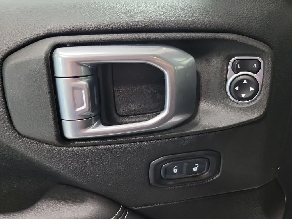 Certified Used 2022 Gray Jeep Unlimited Sahara image 28