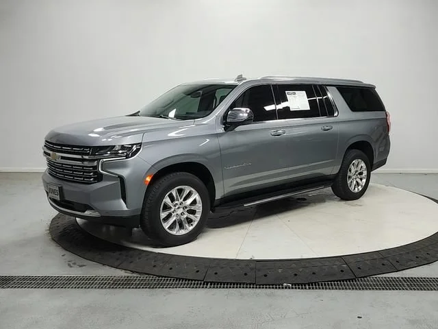 Used 2023 Sterling Gray Metallic Chevrolet Premier image 4
