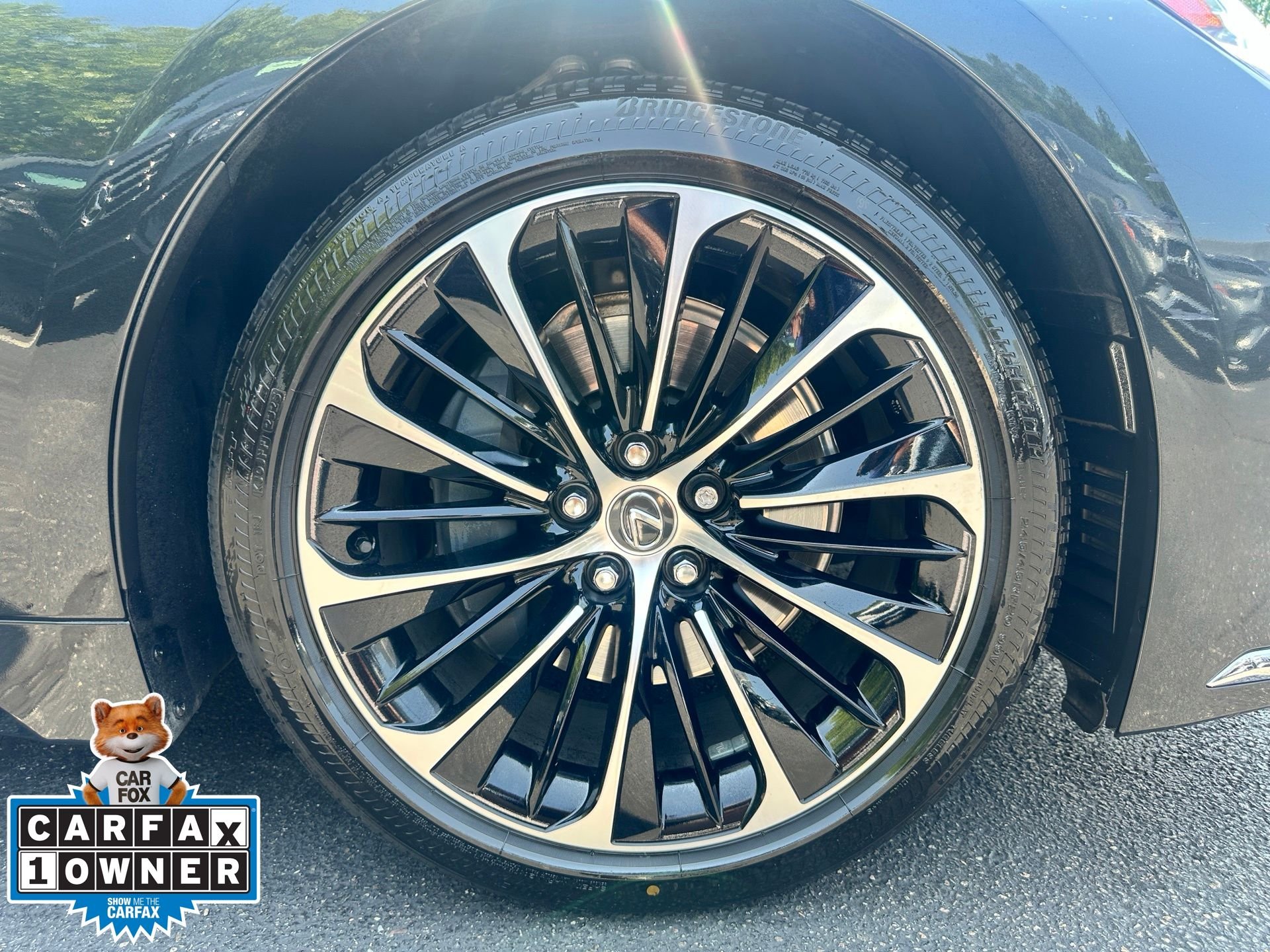 Used 2023 Black Lexus 500 Base image 30