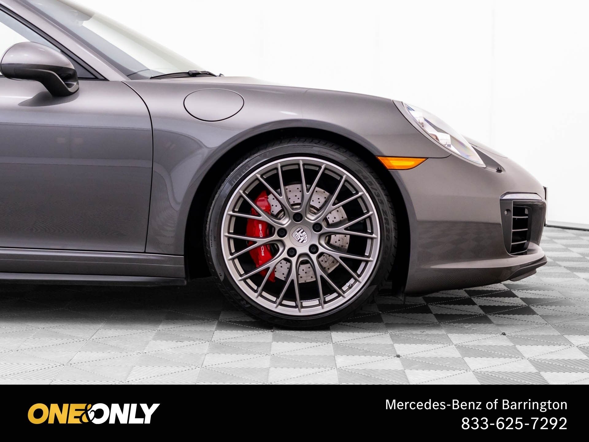 Used 2017  Porsche Carrera 4S image 33