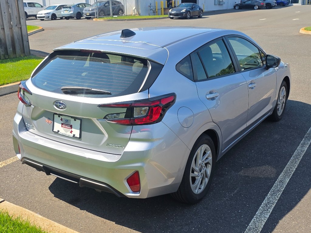 Used 2024 Ice Silver Metallic Subaru  image 6