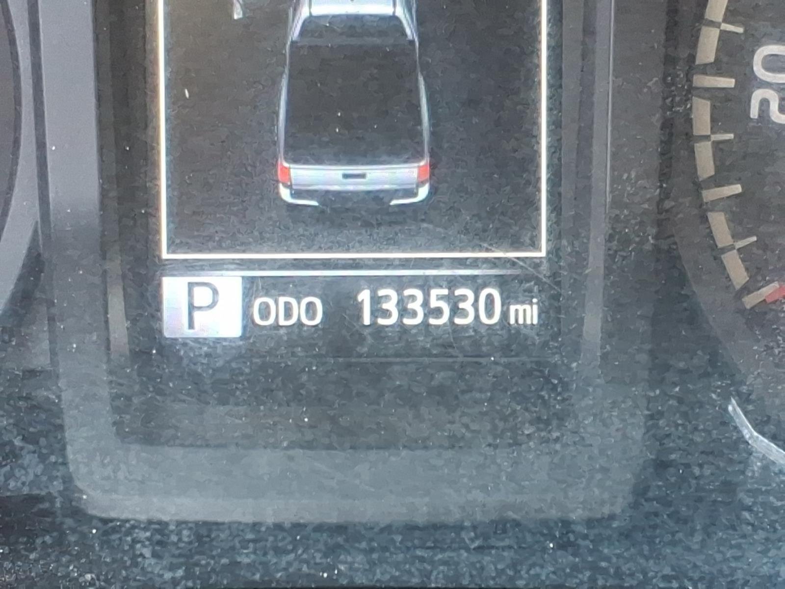 Used 2022 White Toyota SR image 28