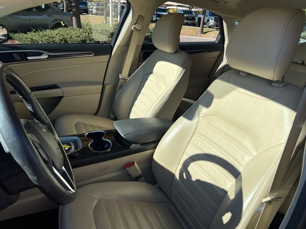 Used 2015 Guard Ford SE image 13