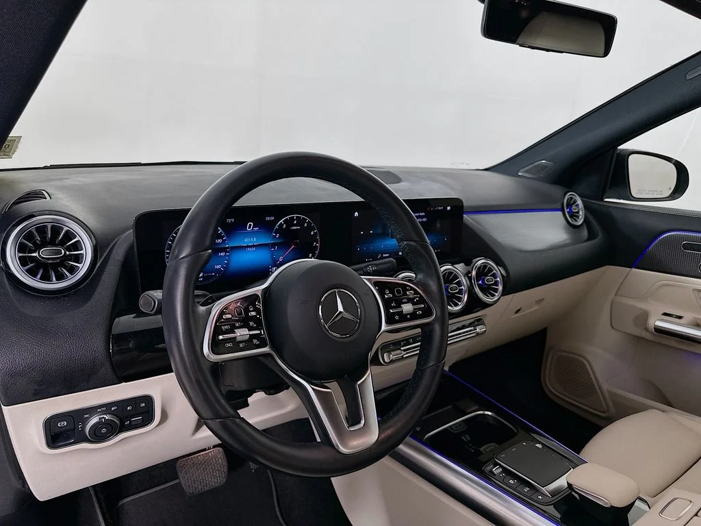 Used 2023 Black Mercedes-Benz GLA 250 image 8