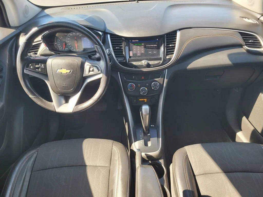 Used 2022 Summit White Chevrolet LT image 18