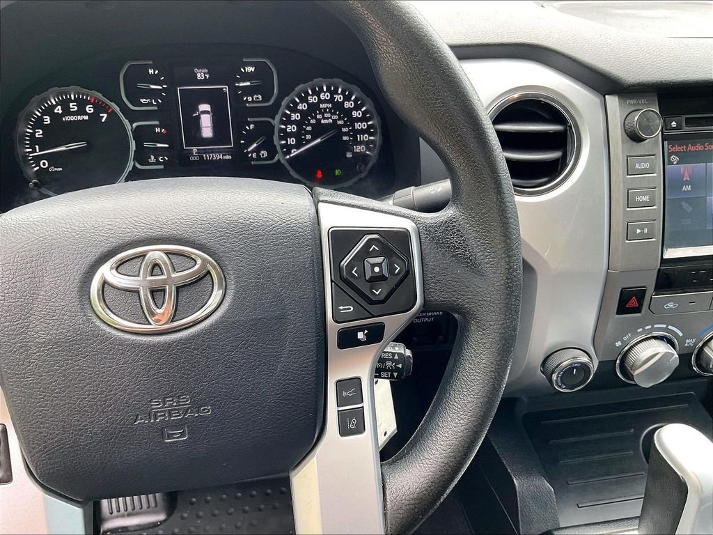 Used 2018 Silver Toyota SR5 image 24