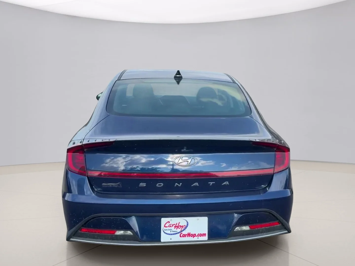 Used 2020 Blue Hyundai  image 4