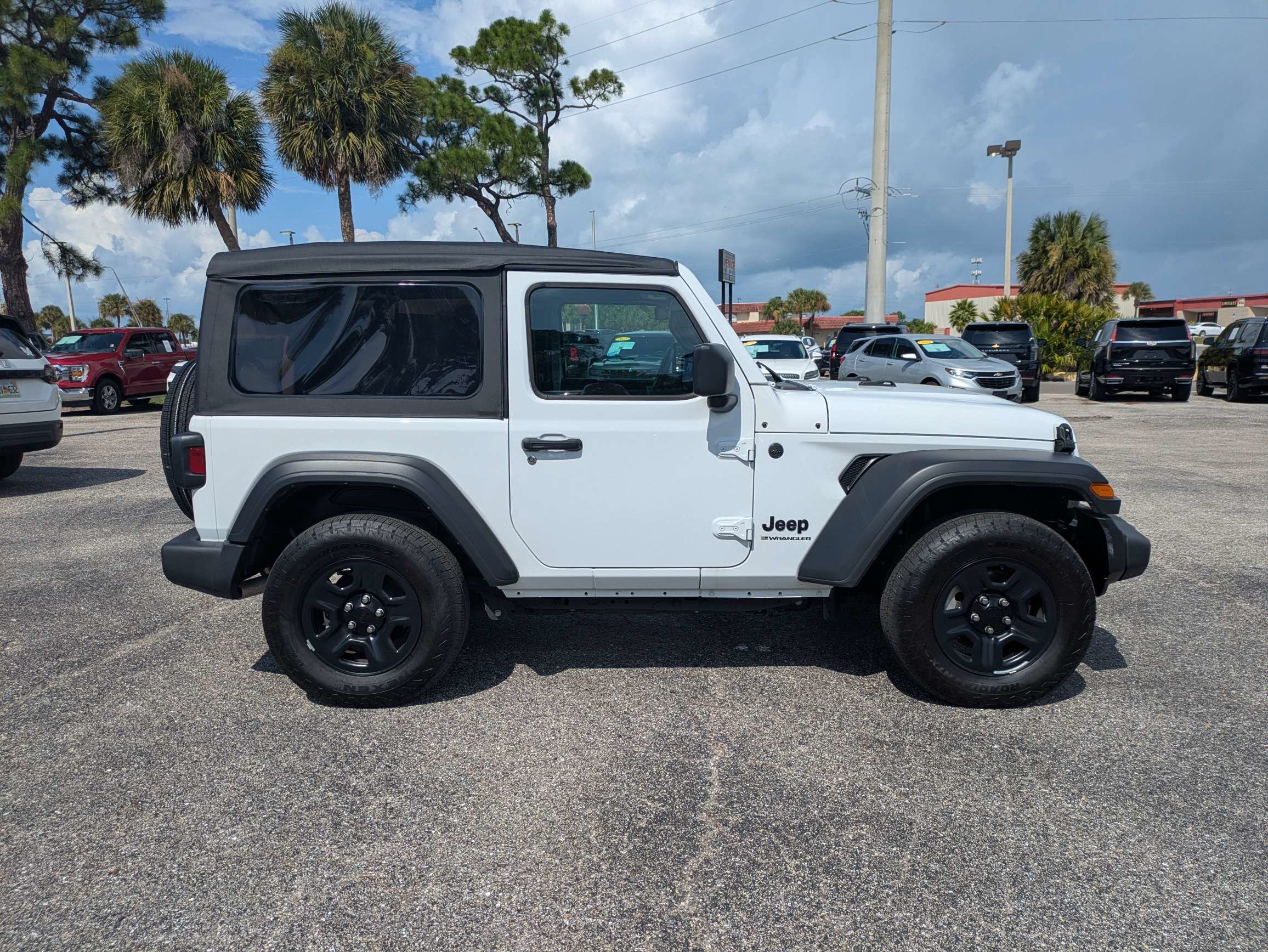 Used 2025 Bright White Clearcoat Jeep Sport image 4