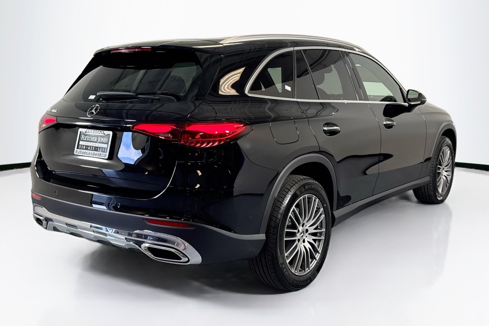 New 2026 Black Mercedes-Benz GLC 300 image 5