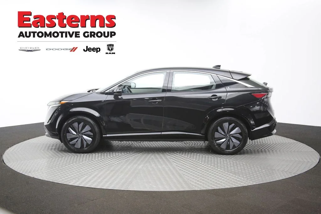 Used 2023 Black Nissan ENGAGE image 61