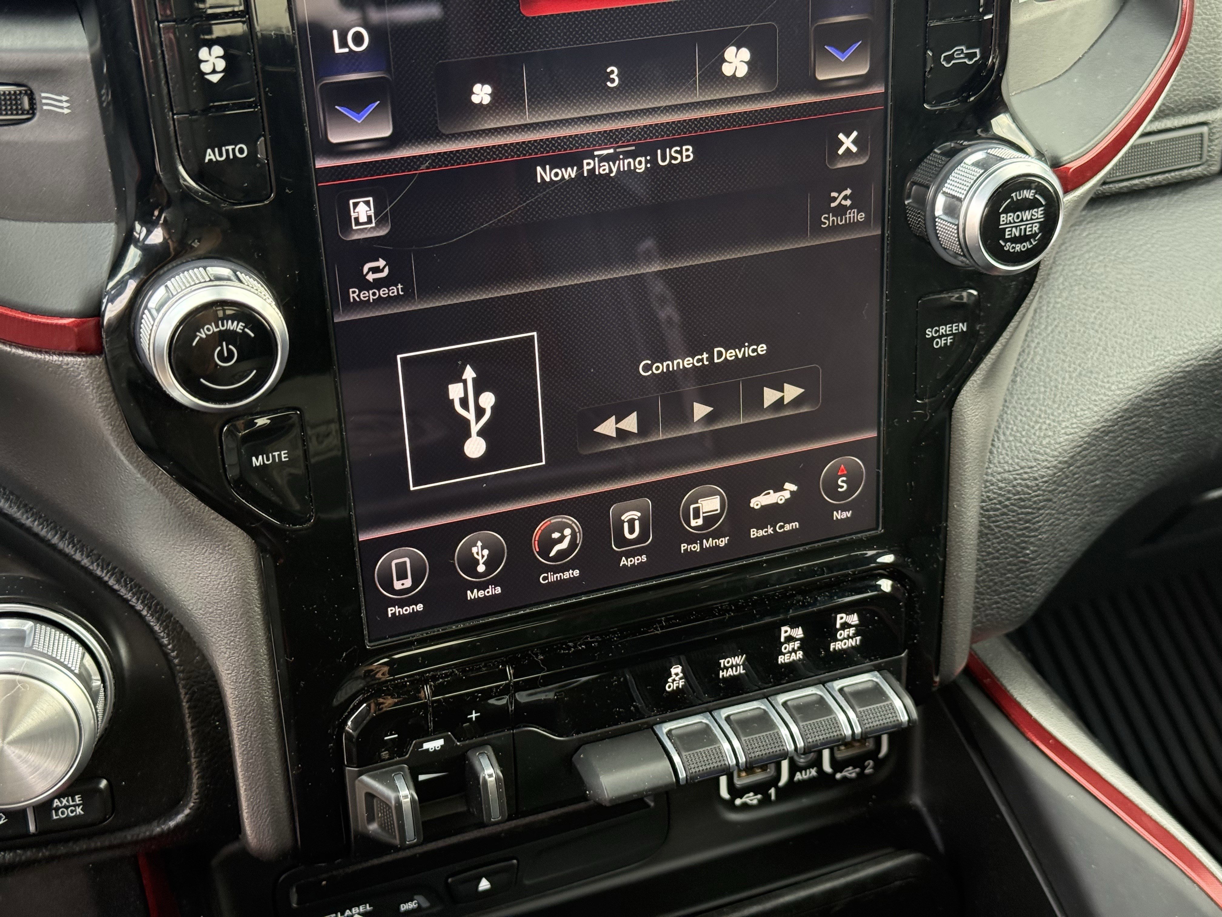 Used 2019 Granite Crystal Metallic Clearcoat Ram  image 21