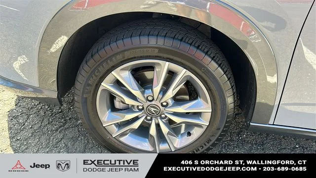 Used 2025  Acura Base image 8