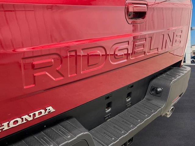 New 2026 Radiant Red Metallic II Honda RTL image 9
