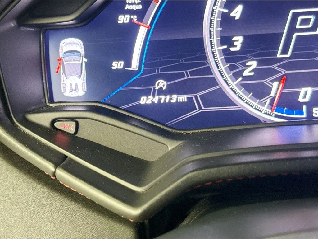 Used 2021 Black Lamborghini  image 12