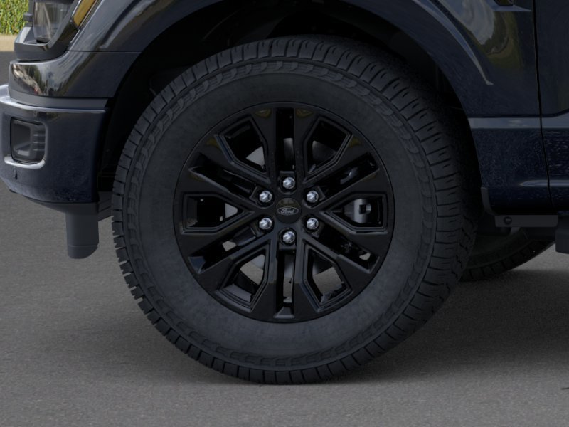 New 2026 Agate Black Metallic Ford XLT image 19