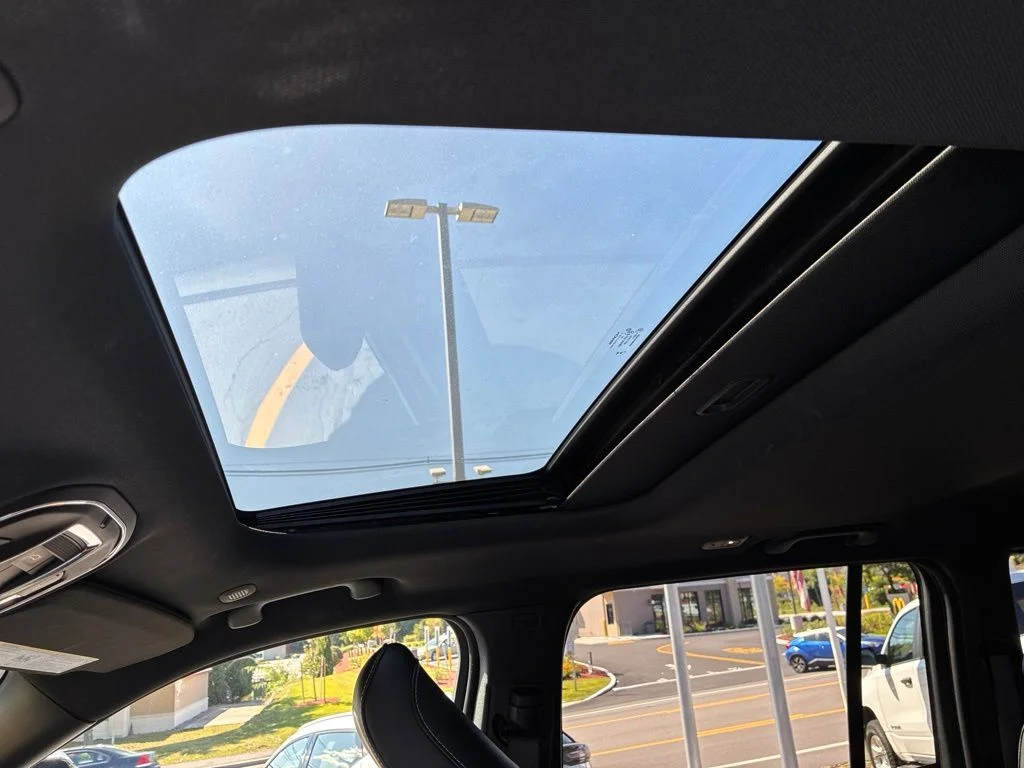 Used 2024 Silver Jeep Altitude X image 22