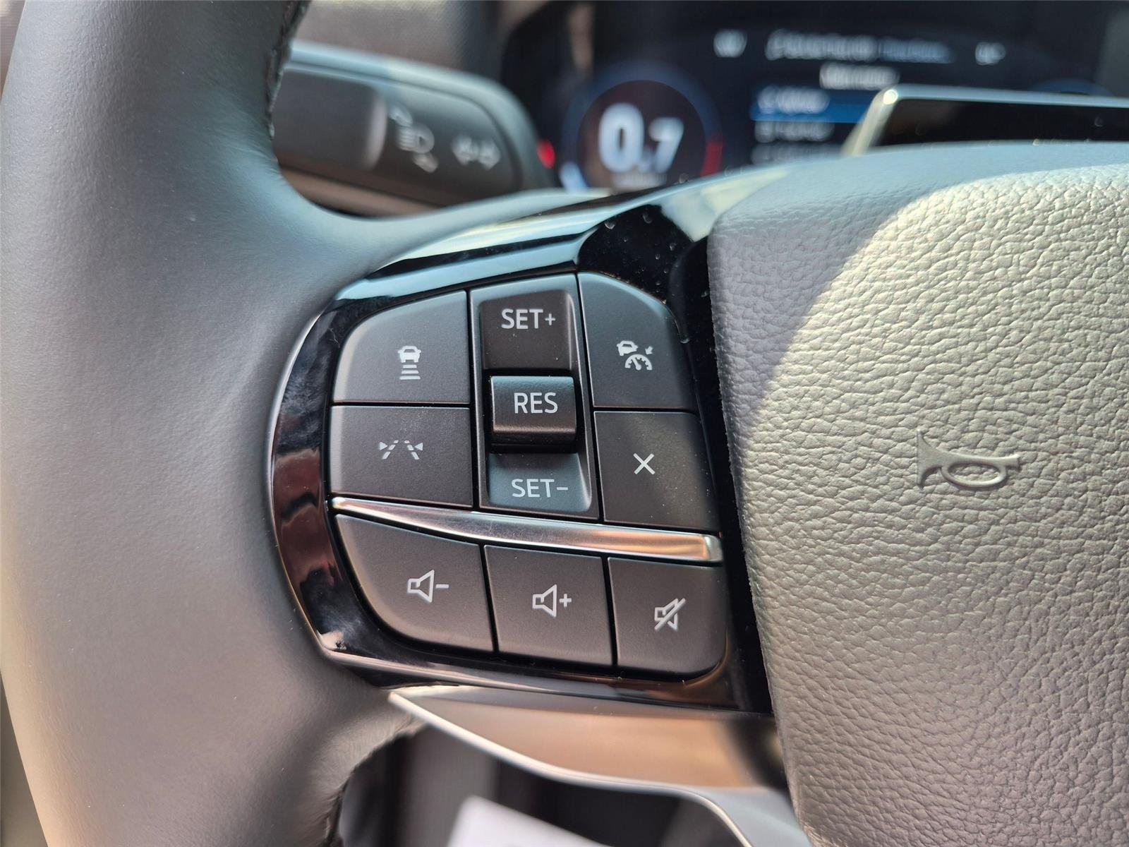 New 2026 Carbonized Gray Metallic Ford Platinum™ image 17