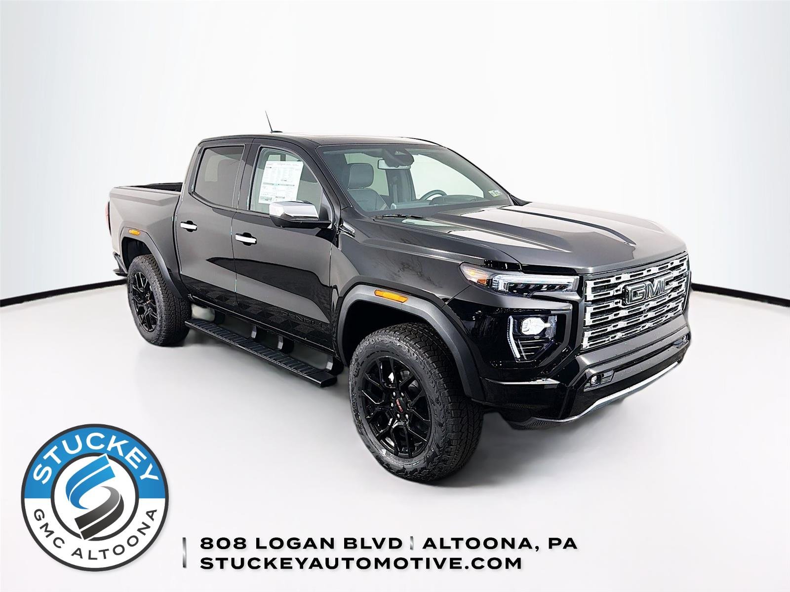 2026 GMC Canyon 4WD Denali Crew Cab Short Box's photo
