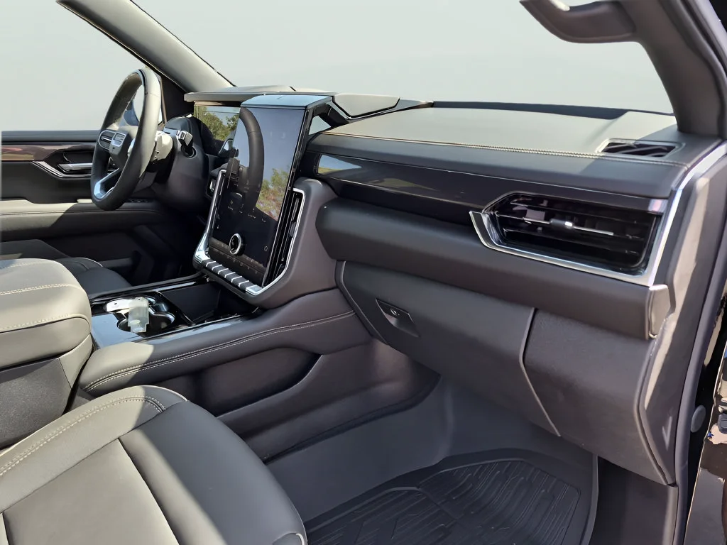 New 2026 Onyx Black GMC Elevation image 42
