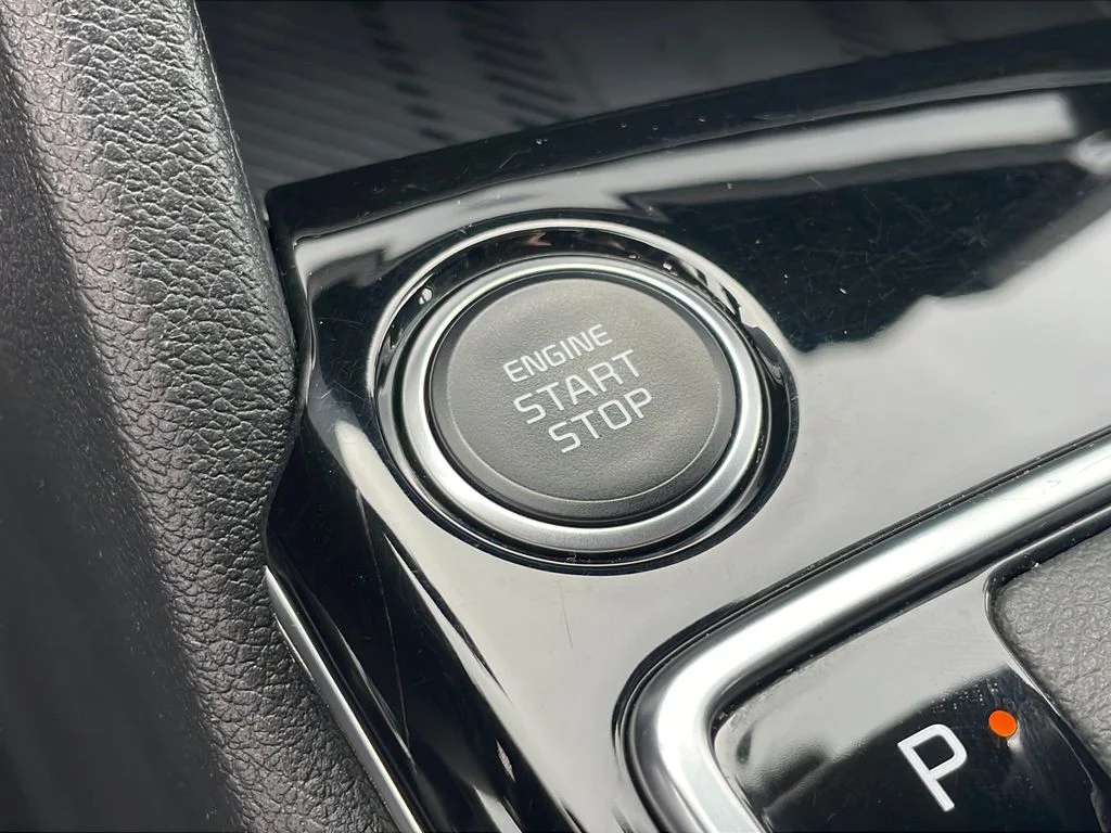 Certified Used 2023 Green Kia X-Pro Prestige image 28