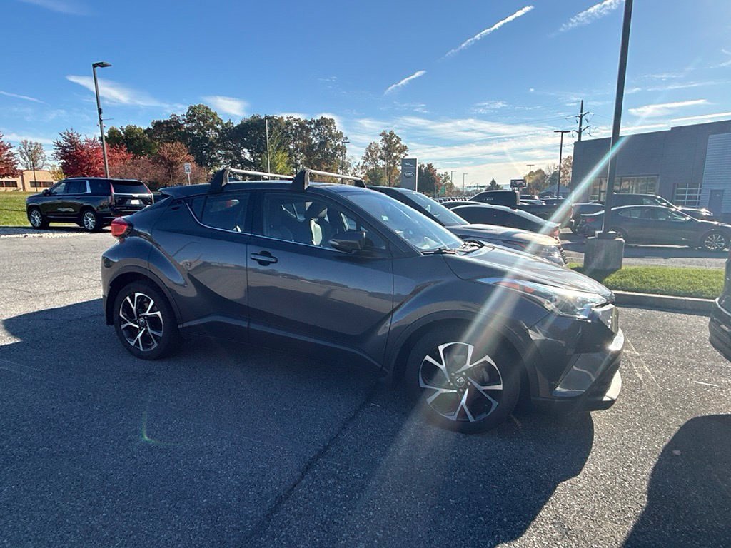 Used 2019 Magnetic Gray Metallic Toyota Limited image 9