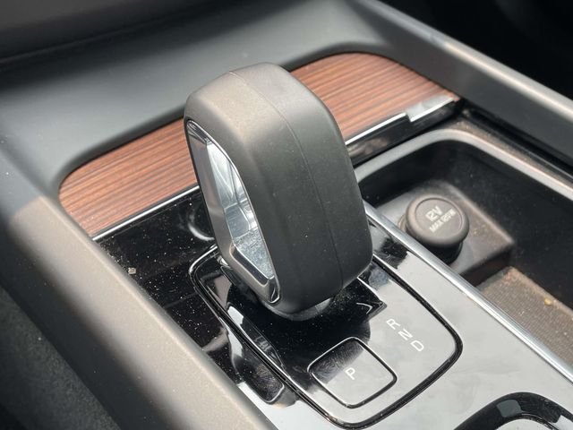 Certified Used 2024 Blue Volvo T8 Plus Dark Theme image 29