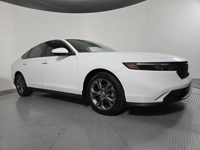 Certified Used 2024 Platinum White Pearl Honda EX image 34