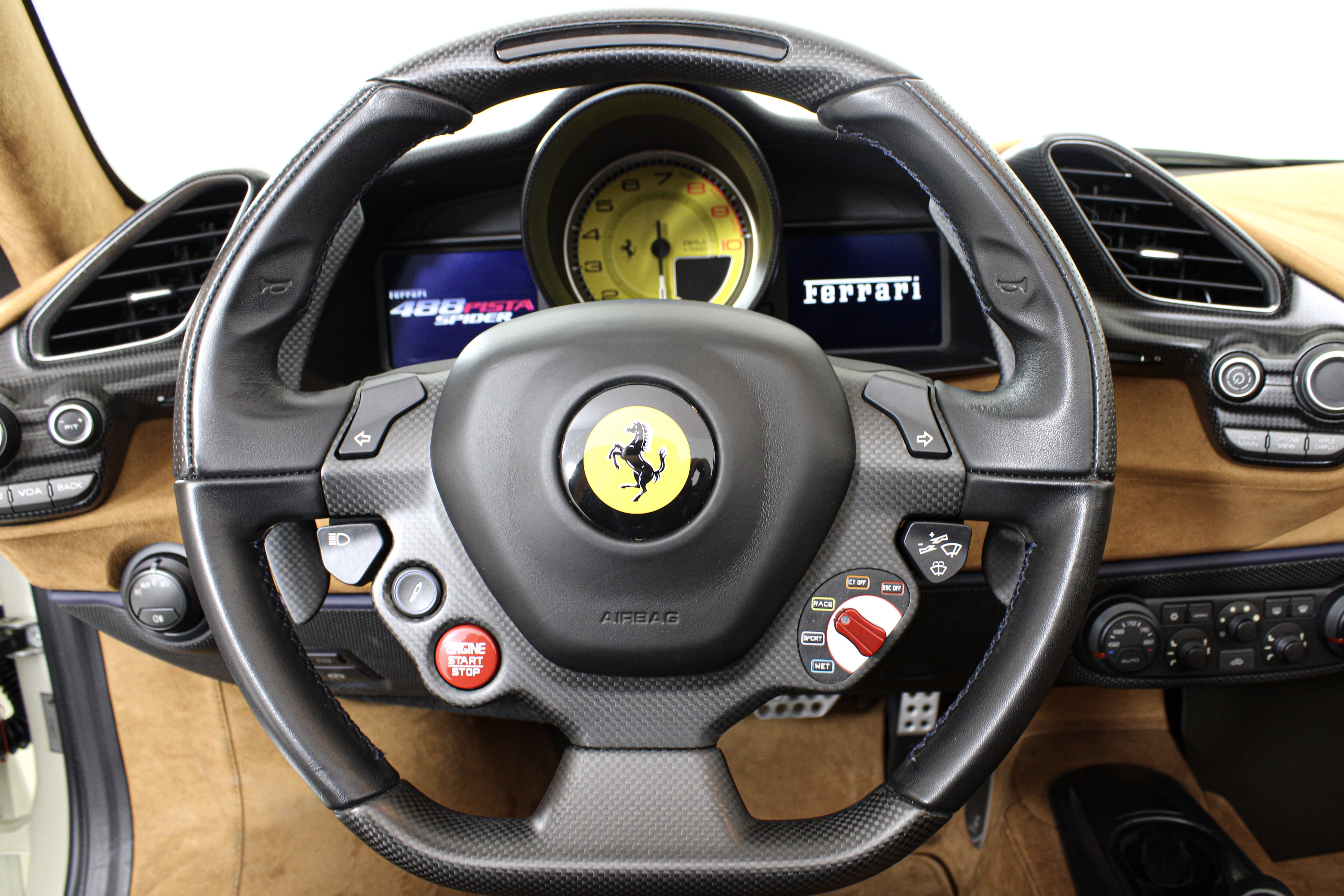 Certified Used 2020 White Ferrari  image 33