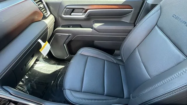 2026 GMC Sierra 2500HD Denali - Photo 12