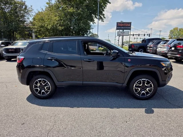 Used 2024 Black Jeep Trailhawk image 10
