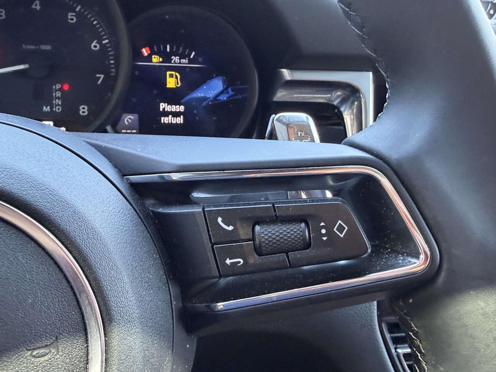 Certified Used 2024  Porsche  image 30