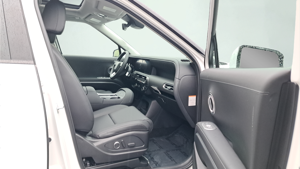 New 2026 White Hyundai SEL Premium 8P image 16