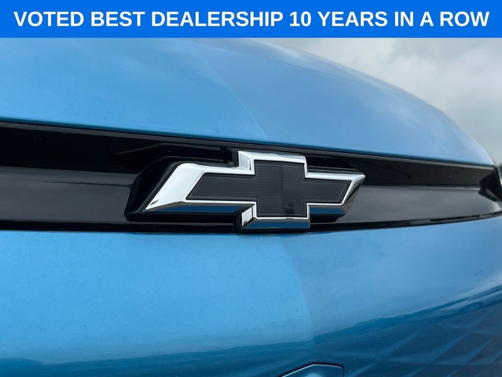 2027 Chevrolet Bolt RS - Photo 9