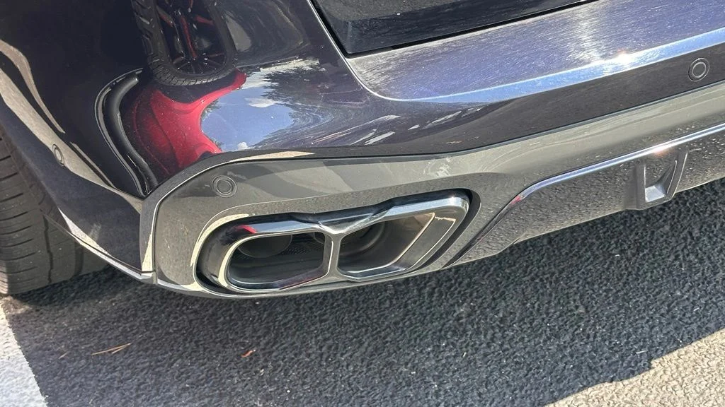 Used 2024 Black Sapphire Metallic BMW M60i image 10