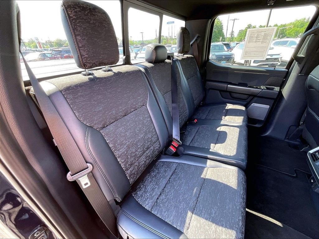 Used 2025 Antimatter Blue Metallic Ford Tremor image 15
