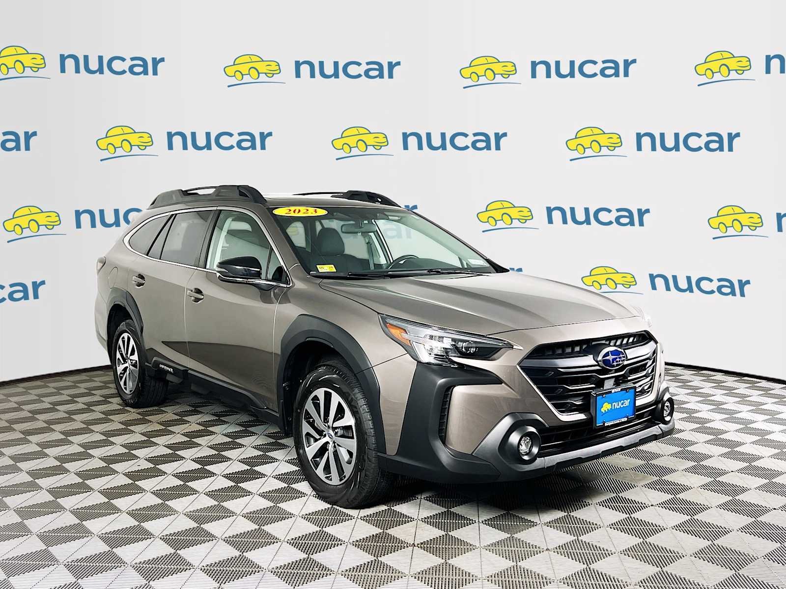 2023 Subaru Outback Premium's photo