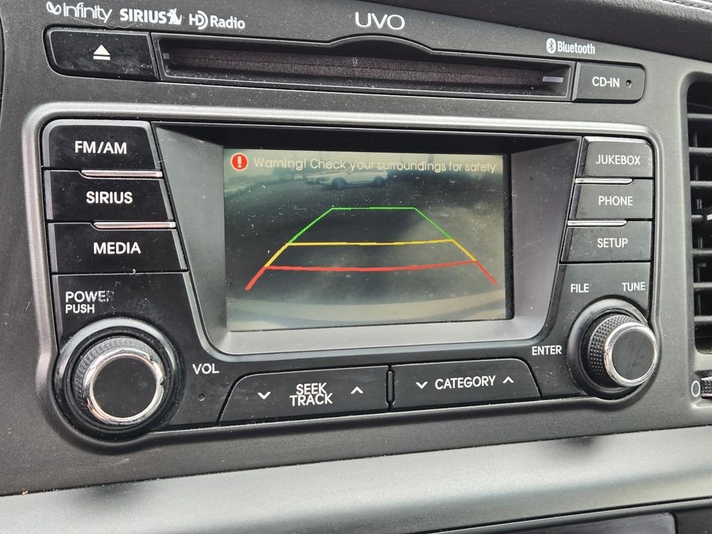 Used 2012 Silver Kia EX image 25