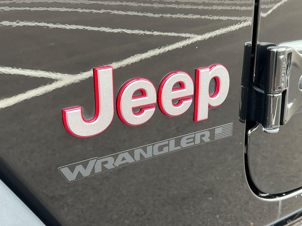 Used 2025 Black Jeep Rubicon image 29