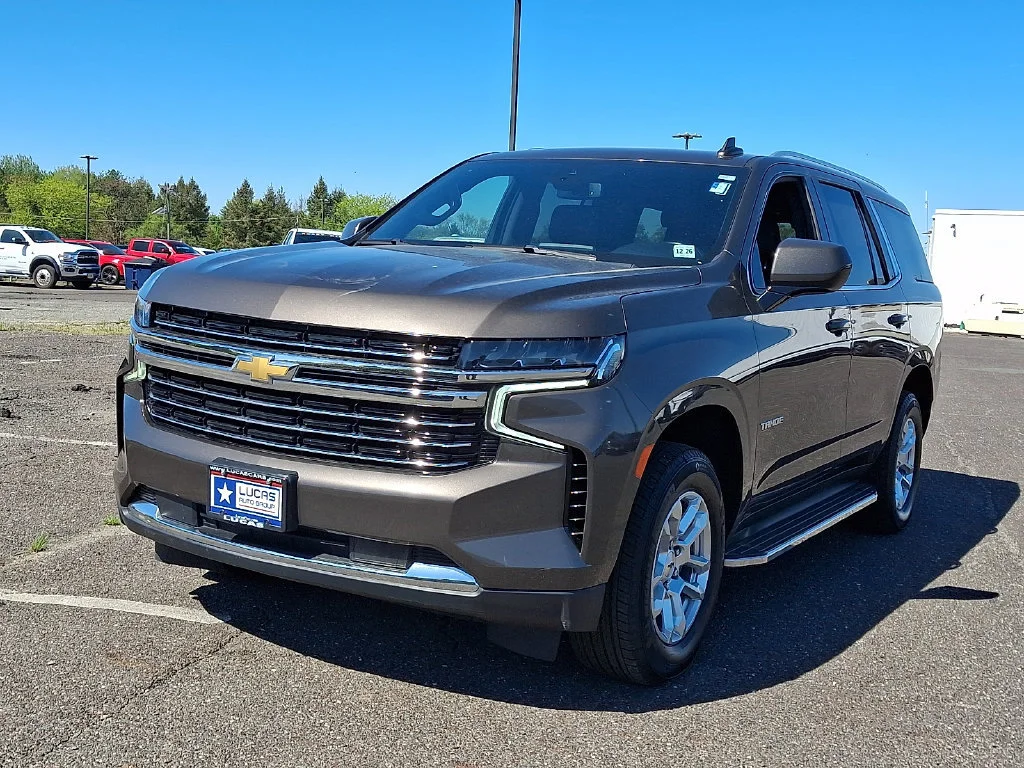 Used 2021 Graywood Metallic Chevrolet LT image 5