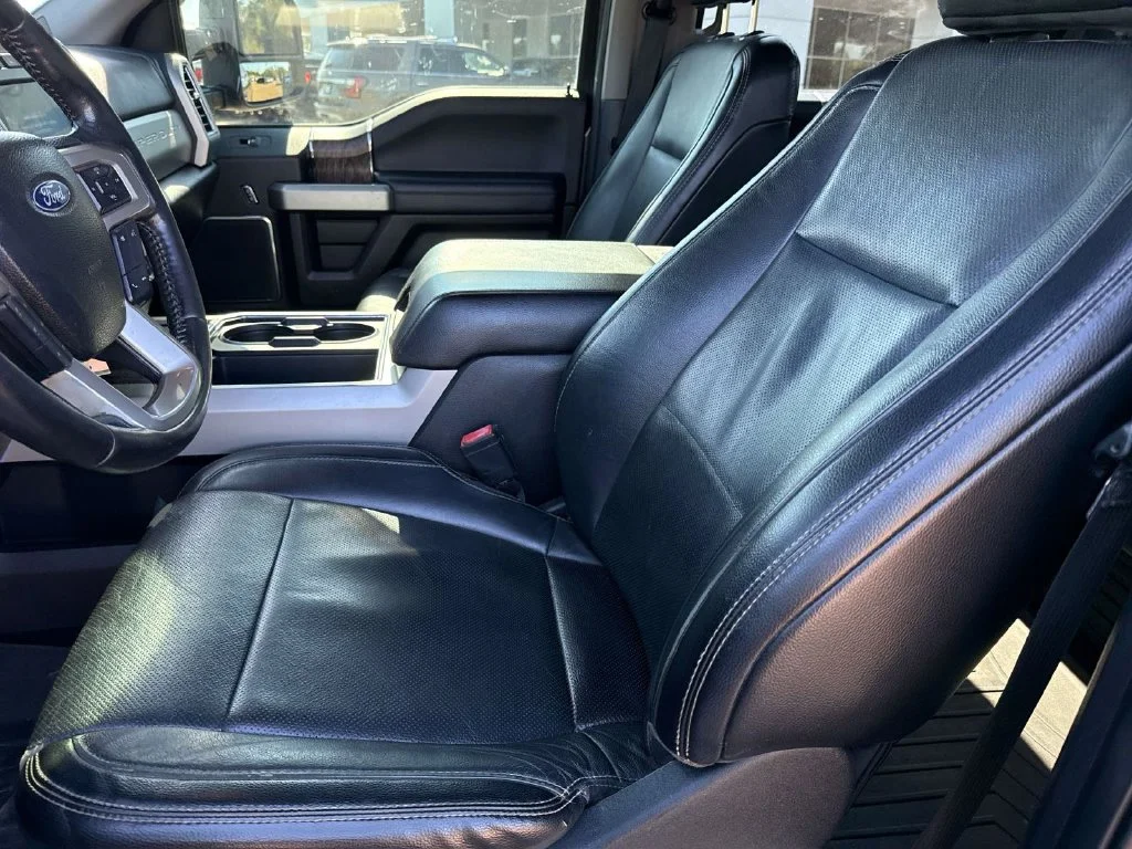 Used 2017 Gray Ford Lariat image 23